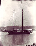 Stephen Taber anchored off Long Island c. 1900