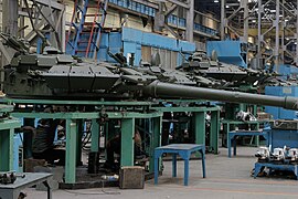 Башни T-90M на заводе в Омске