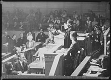 Haile Selassie talks at the League of Nations in Geneva (1936) Vg n13x18 12173.jpg