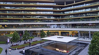 Roof of Apple Store at Zorlu Center