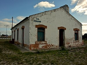 Antigas instalações da Paragem de Sarilhos, em 2006.