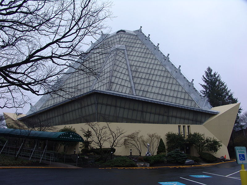 File:Frank Lloyd Wright - Beth Sholom Synagogue 3.JPG