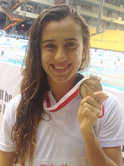 Larissa Oliveira.jpg