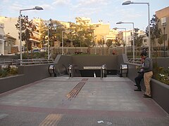 Entrance at Aitolikou street