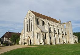 L'église abbatiale du Breuil-Benoît.