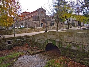 Ribeiro de Gamuz e Mosteiro de Paço de Sousa