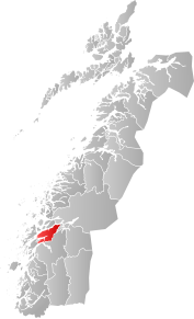 Poziția localității Leirfjord