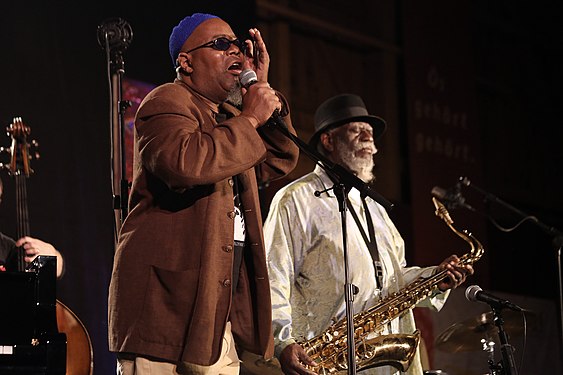 Pharoah Sanders Quartet ft. Dwight Trible (commons)