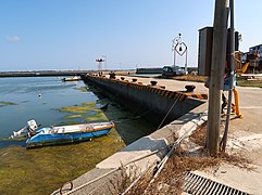 石泉漁港、海堤