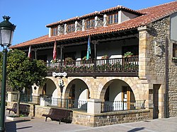 Alfoz de Lloredo's City Hall