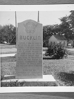 Informational plaque (photo by Roy Wyatt)