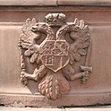 Wappen der Burggrafschaft am St. Georgs-Brunnen in der Burg Fiedberg