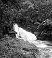 Pemandangan Air Terjun Bantimurung, merupakan hulu Sungai Bantimurung tahun 1929.