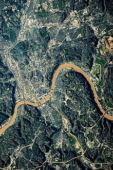 A NASA image of the Cincinnati metropolitan area. The Ohio River separates the states of Ohio and Kentucky. Cincinnati Metropolitan Area NASA.jpg