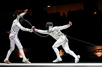 Les épéistes Diego Confalonieri (à gauche) et Fabian Kauter (à droite) en finale du Challenge Réseau ferré de France – Monal 2012. (définition réelle 3 132 × 2 081)