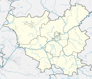 Mapa konturowa powiatu golubsko-dobrzyńskiego, blisko centrum na prawo znajduje się punkt z opisem „Golub”