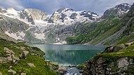 Jezero Katora v údolí Kumrat, Pákistán