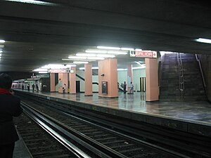 MetroSanLazaroPlatform.JPG