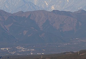 東側の越前岳から望む長者ヶ岳（2020年1月5日撮影）
