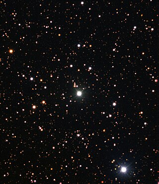 Die Nova achtzehn Monate nach dem Ausbruch (heller Stern in der Bildmitte). ESO-Observatorium La Silla.