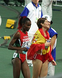 Jepkosgei Mayte Martínezin kanssa Osakan MM-kisoissa 2007