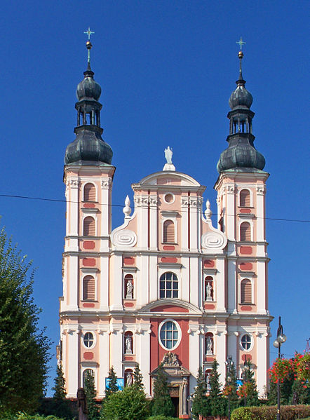 Dosiero:Otmuchów - Kościół pw. św. Mikołaja i Franciszka Ksawerego 01.JPG