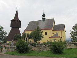Farní kostel sv. Jana Křtitele ve Rtyni.