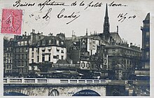 Pont St. Michel with 4, Quai des Orfèvres, the white, corner building, that housed Acadèmie Suisse. Postcard, 1904.