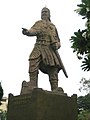 Une statue de Trần Hưng Đạo, général vietnamien.