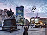 La piazza al tramonto