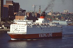 MS Viking Sally Tukholman satamassa 1980-luvulla.