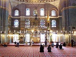 Het interieur van de nieuwe moskee