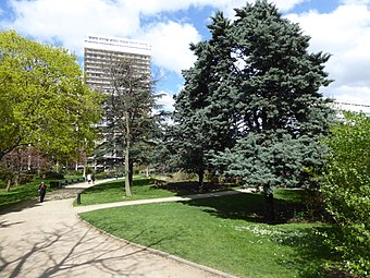 Ancienne île aux singes Square René-Le Gall.