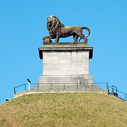 Le Lion belgique qui surmonte la Butte du Lion.