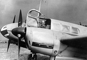 アルベルト・ケッセルリンクが操縦するFh 104