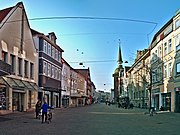 Fast fußgängerlose Lange Straße in Oldenburg, April 2020