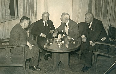 На конгресу лекара 1955. у Београду