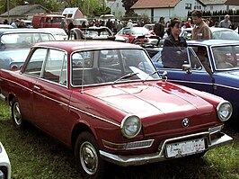 BMW 700