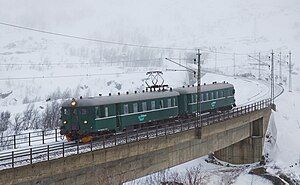 Zweiteiliger BM 68.23 der Ofotbanen AS bei Narvik (2009)