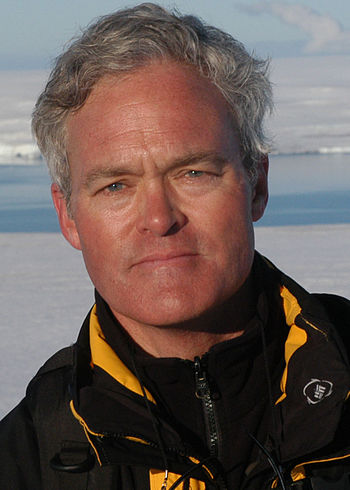 English: Scott Pelley in Antarctica