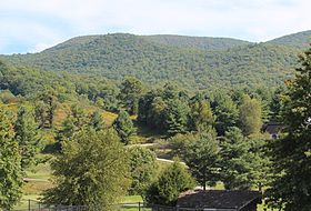 Rabun Bald viewed from Sky Valley, Georgia.jpg