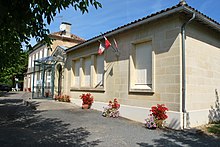 Ang Town Hall sa Saint-étienne-de-Latawes