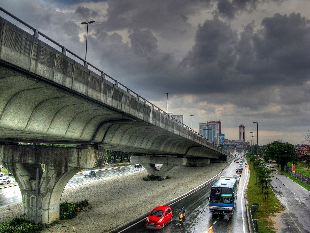 [Imagem: 1280px-Subang_Jaya.jpg]