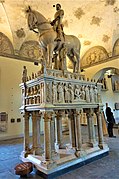 Estatua ecuestre de Bernabò Visconti de Bonino da Campione, un tiempo en el ábside de San Giovanni in Conca