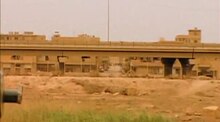 Файл: Морские пехотинцы США сражаются с повстанцами во время вторжения в Ирак в 2003 году.ogv