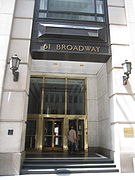 Entrada principal en 61 Broadway