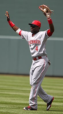 Brandon Phillips on June 26, 2011.jpg