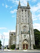 Carhaix : église Saint-Trémeur, la façade.