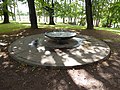 Cavalese, fontana parco della Pieve.jpg3 908 × 2 931; 6,31 MB