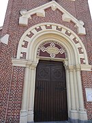 L'entrée de l'église.